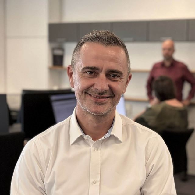 Lars Truelsegaard, Rise Sparekasse